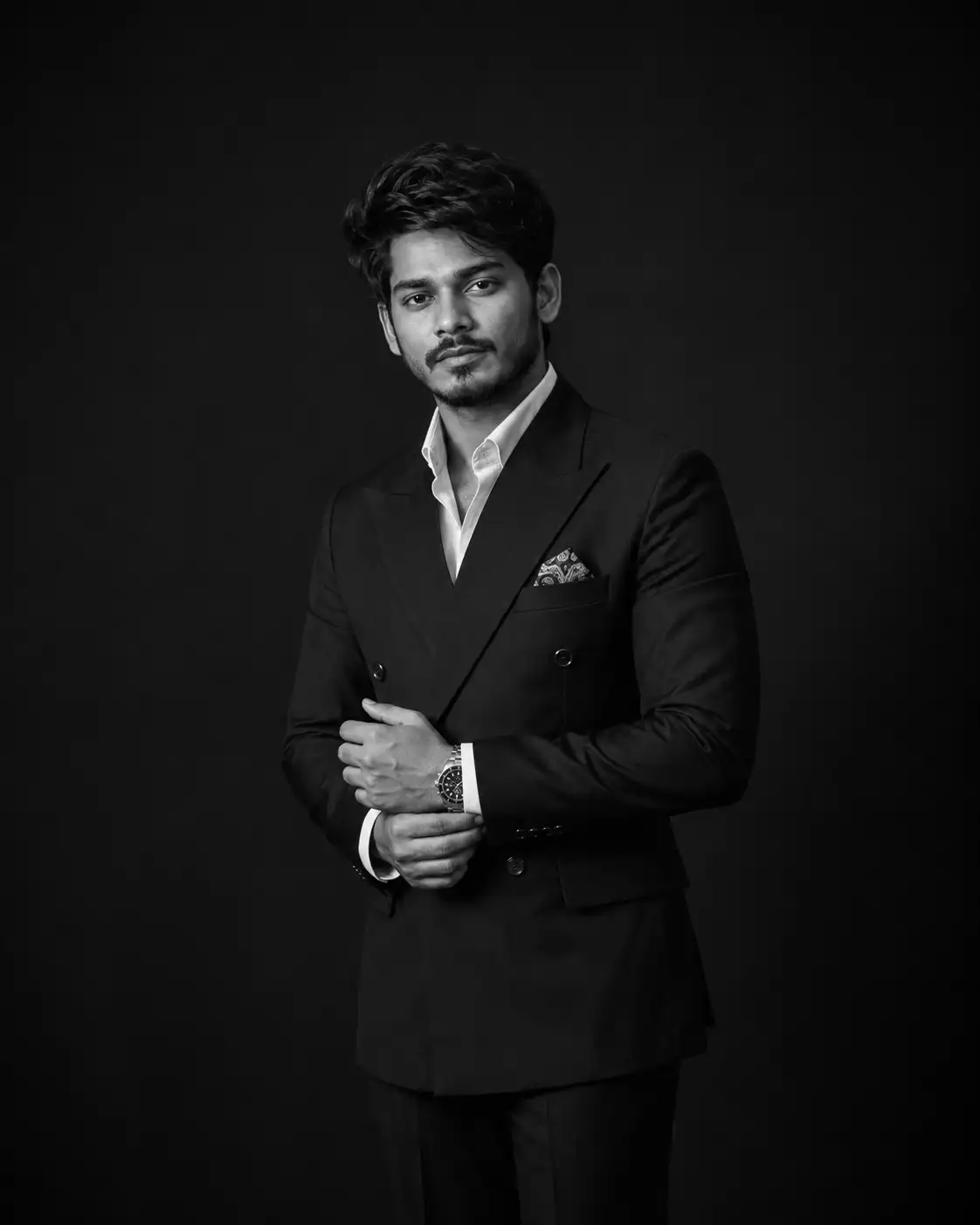 #0164 Luxury Men’s Black Suit Portrait Photography
