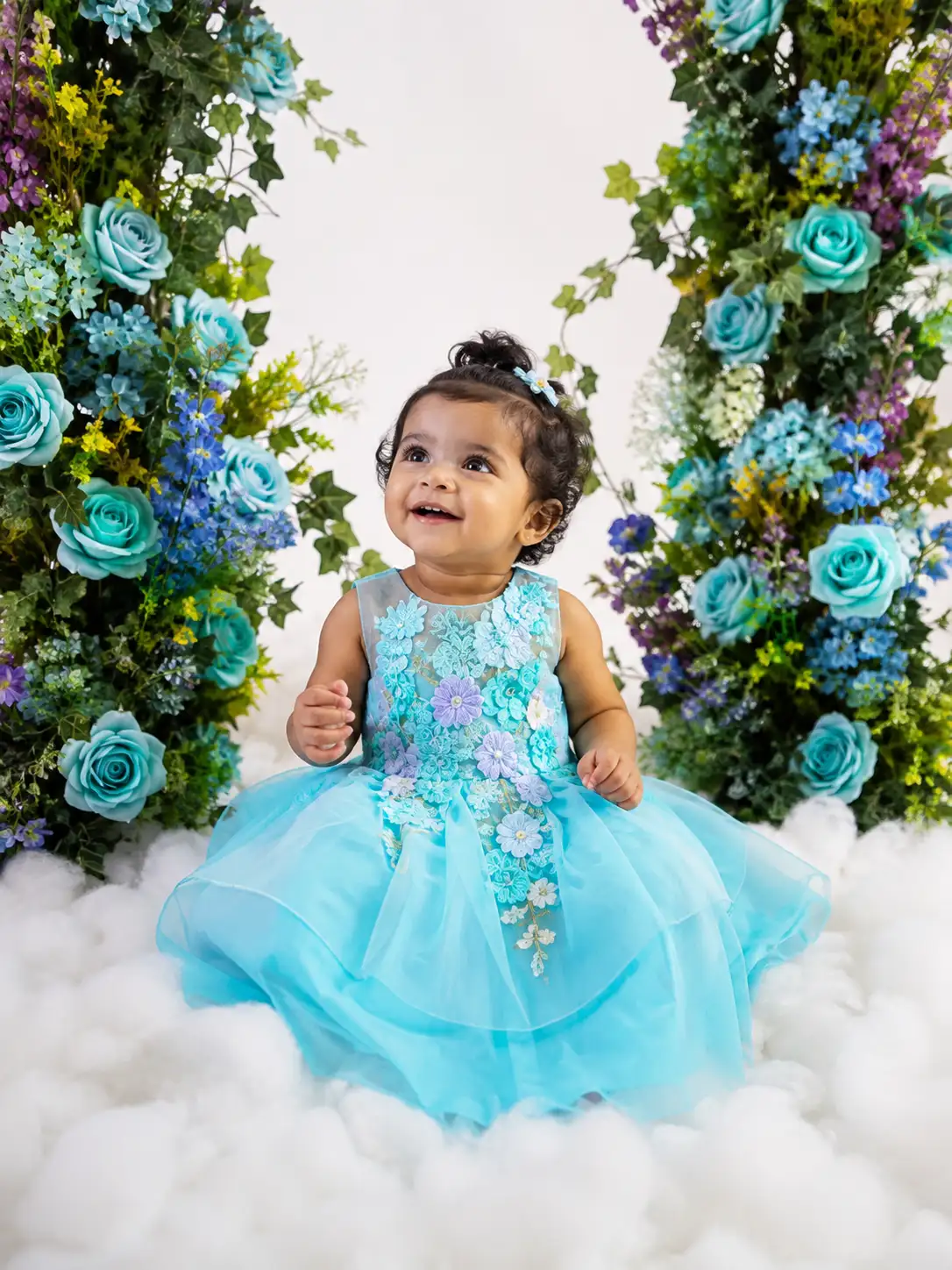 #0194 Turquoise Floral Cloud Baby Photoshoot
